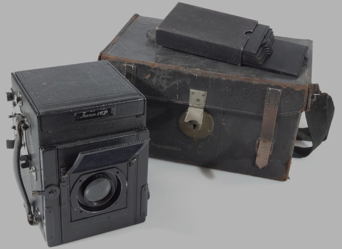 Appraisal: A thC Marion Co block plate camera in black pressed