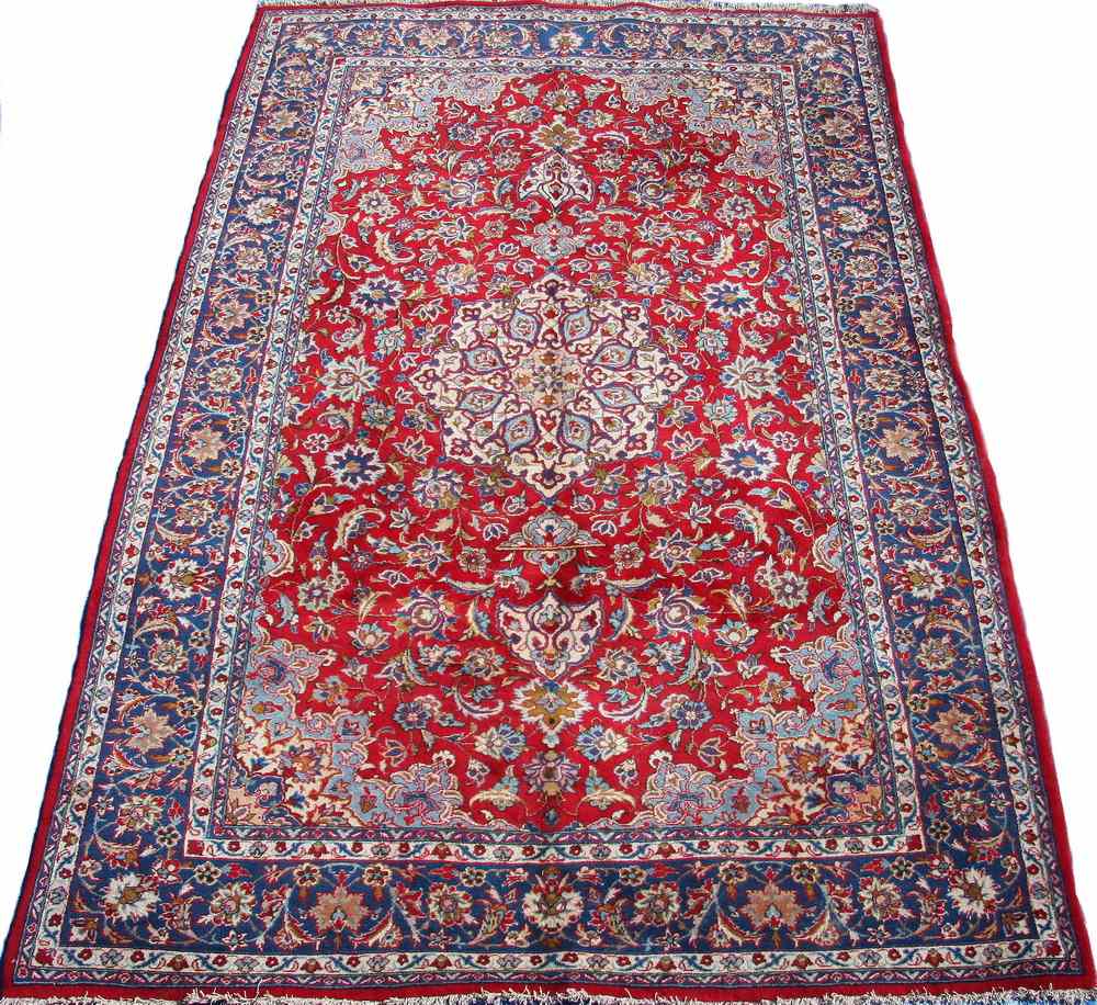 Appraisal: ISFAHAN CARPET - ' x ' '' - Round indented