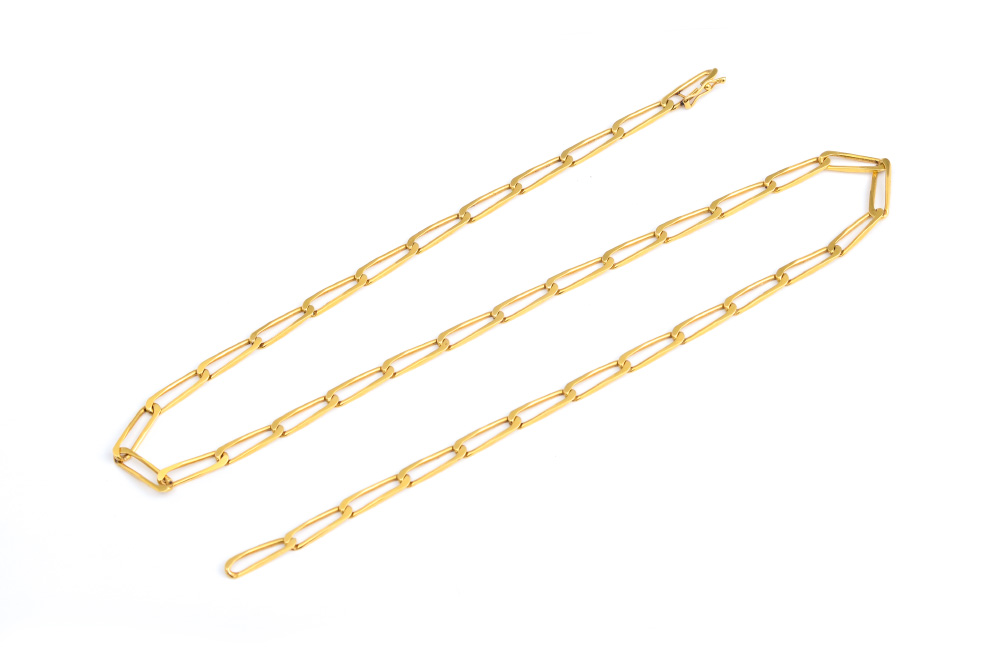 Appraisal: K LINK CHAIN NECKLACE K yellow gold link chain Hidden