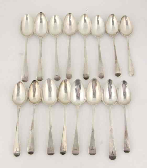 Appraisal: Sixteen Georgian teaspoons various dates all initialled T approximately gm