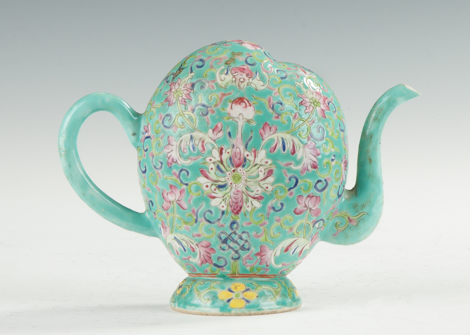 Appraisal: Chinese Porcelain Teapot Late th early th cent