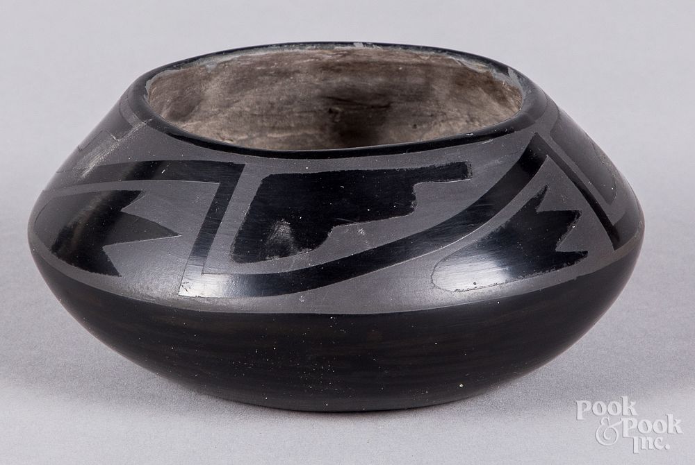 Appraisal: Maria Santana San Ildefonso black pottery bowl Maria Santana San