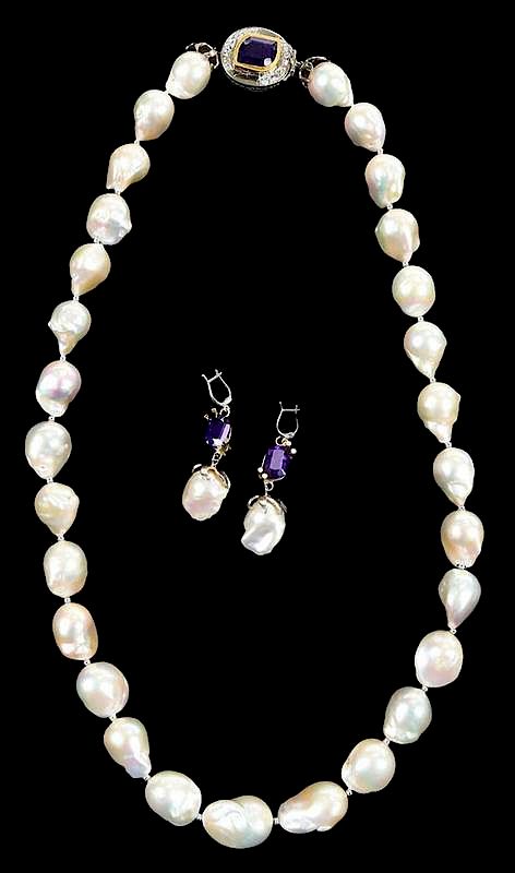 Appraisal: kt Pearl Amethyst and Diamond Set necklace baroque pearls approx