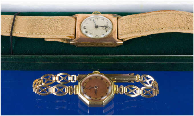 Appraisal: Carat Gold Ladies Wrist Watch Plus 's gentlemans carat gold