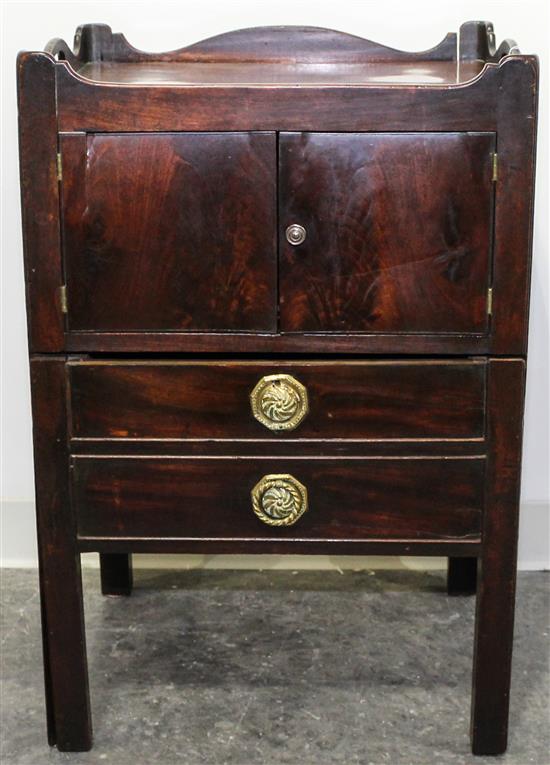 Appraisal: Sale Lot A Georgian Mahogany Side Cabinet th century having