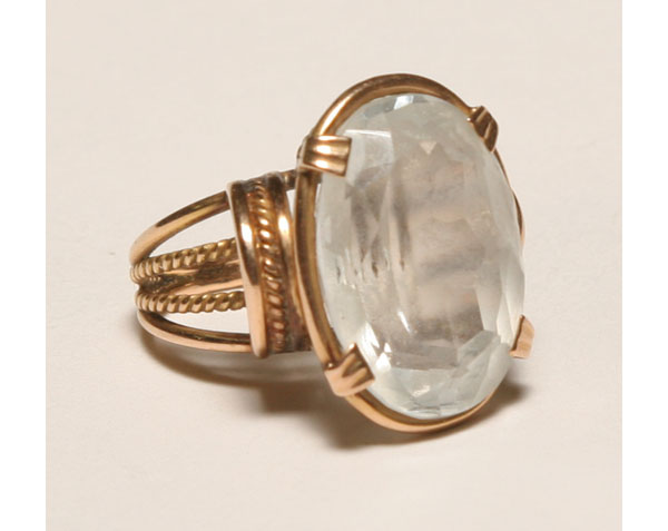 Appraisal: Gold K Art Deco rock crystal cocktail ring with open