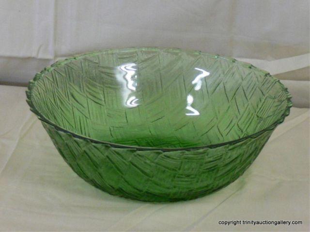 Appraisal: Vintage Green Basket Weave Glass Serving Bowl - very nice