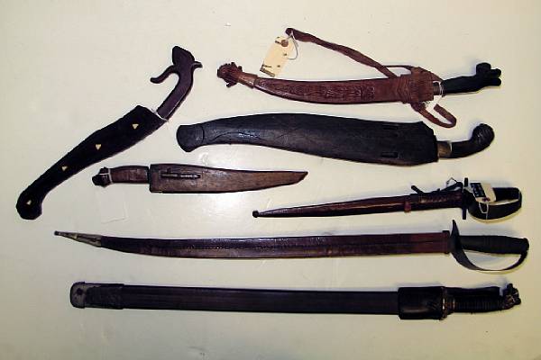 Appraisal: Seven Philippine and other edged weapons Two examples in the