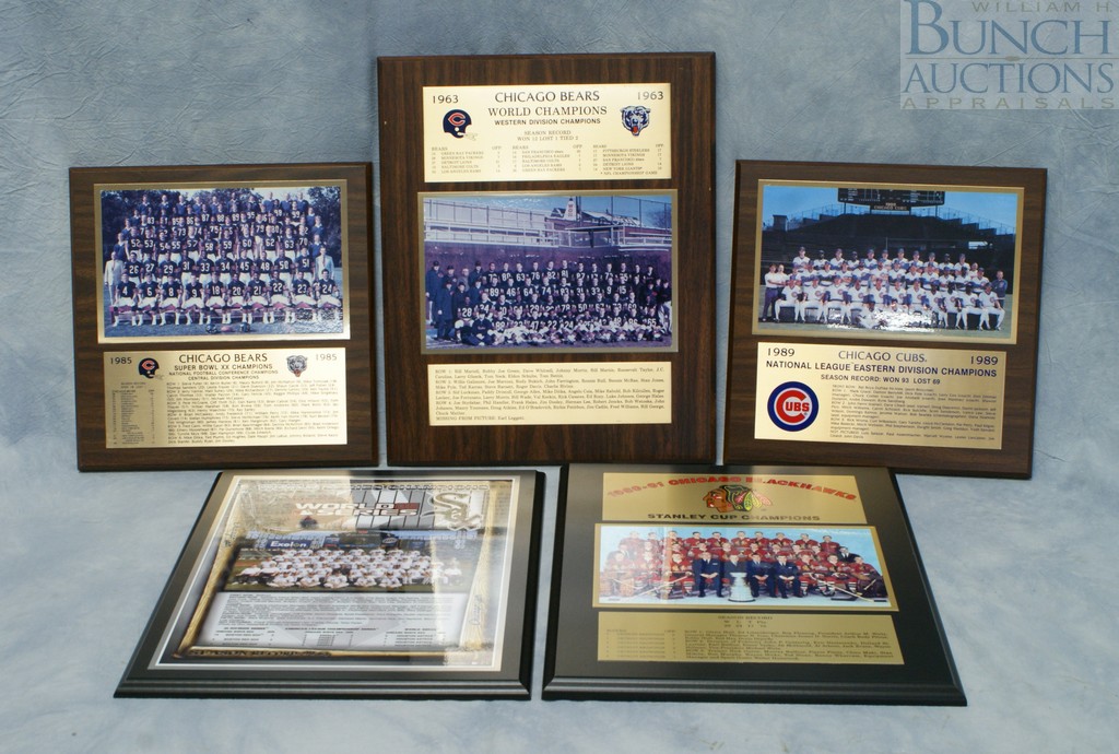 Appraisal: Sports plaques Chicago Cubs National Eastern Division Champs Chicago Bears