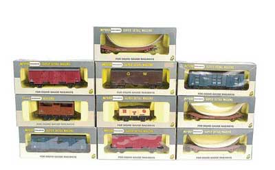 Appraisal: Wrenn a group of Goods Rolling Stock in long boxes