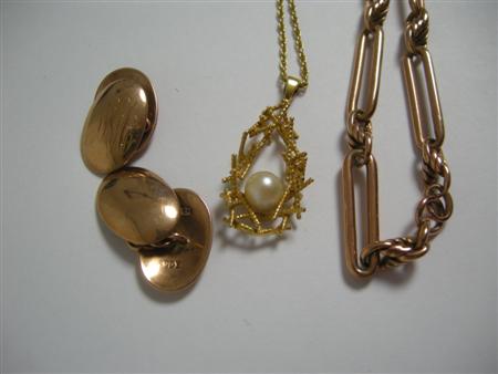 Appraisal: A group of gold jewellery to include a ct gold