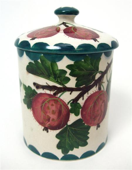 Appraisal: WEMYSS MEDIUM PRESERVE JAR COVER EARLY TH CENTURY decorated with