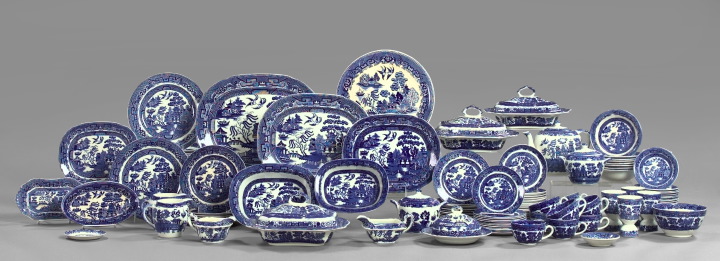 Appraisal: Extensive One Hundred Thirty-Four-Piece Assembled Blue Willow Pottery Partial Dinner