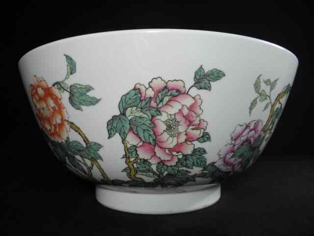 Appraisal: Chinese later th century hand painted porcelain center bowl Decorated