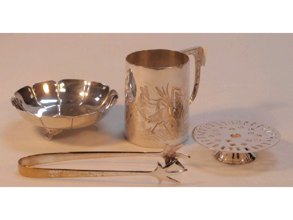 Appraisal: A Walker Hall EPNS small tankard of aesthetic design engraved