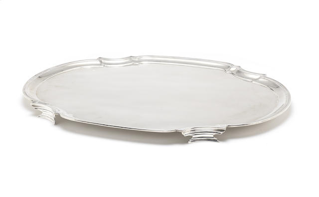 Appraisal: A large silver tray by Richard Comyns London Oval shaped