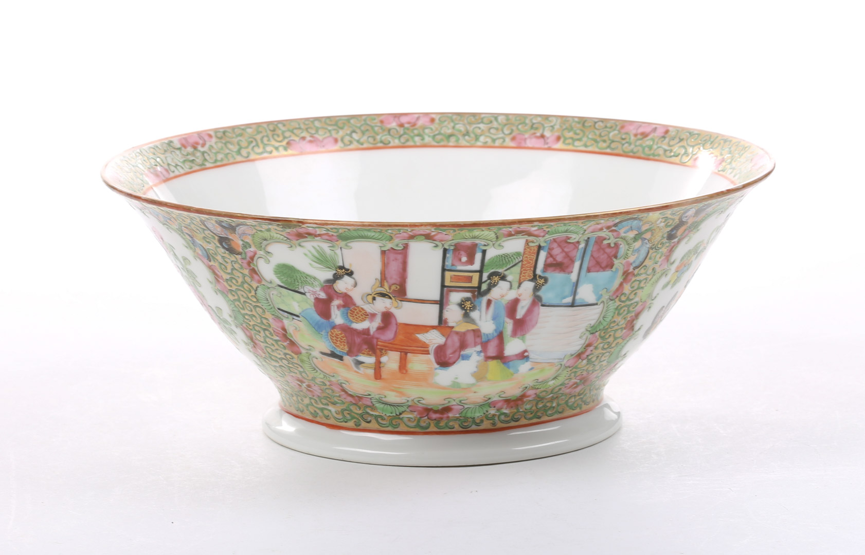 Appraisal: French bowl with Rose Medallion decoration mid- th century originally