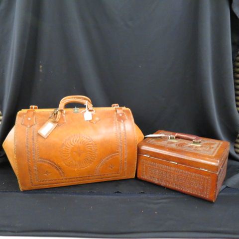 Appraisal: pcs Vintage Leather Doctor's Bag Make-up Case hand tooled