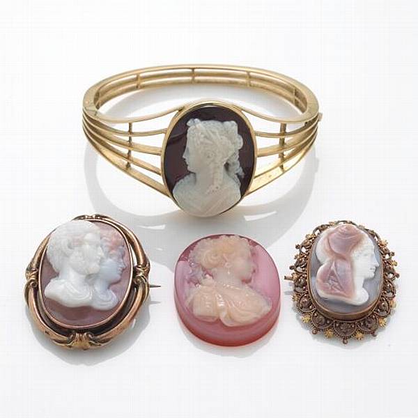 Appraisal: A collection of Victorian cameo k and k bicolor gold