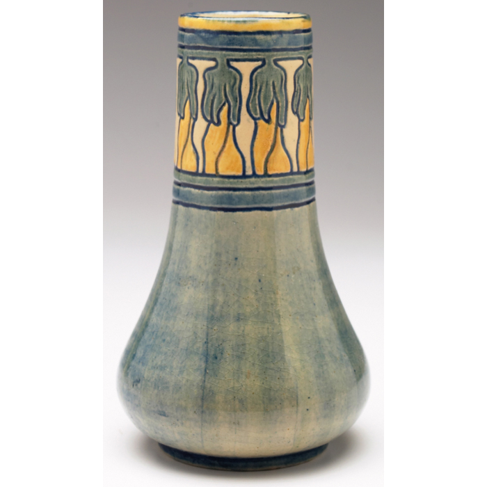 Appraisal: Nice Newcomb College vase gourd shape with a repeating yellow