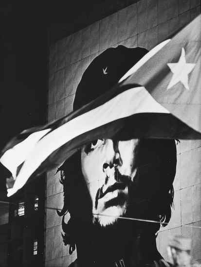 Appraisal: Osvaldo Salas - Che image in Revolution Square Havana October