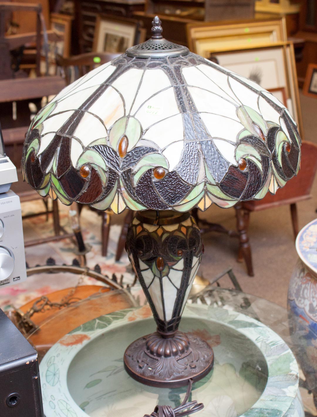 Appraisal: Reproduction art glass lamp