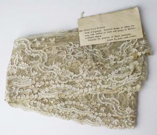 Appraisal: Th C Lace Fragment Royal Lace Flounce Point D'Argentan With