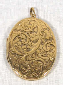 Appraisal: A hallmarked carat gold oval locket circa