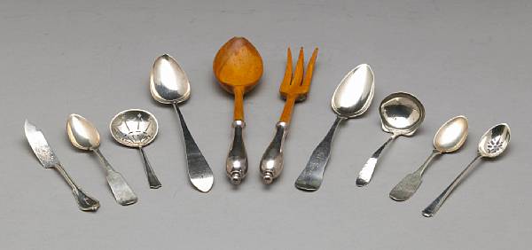 Appraisal: A group of American silver flatware Comprising Pointed Oval tablespoon