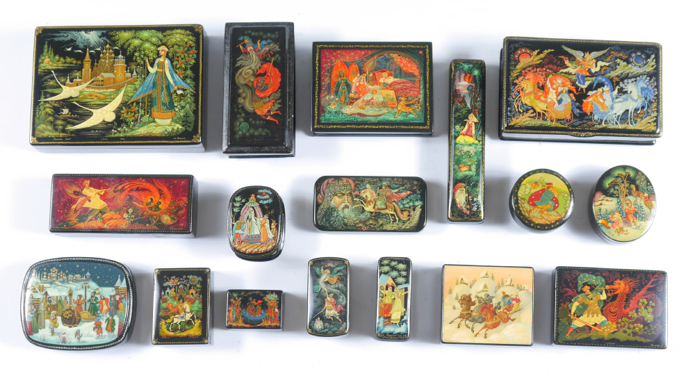 Appraisal: RUSSIAN LACQUER BOXES An assembled collection of boxes in a