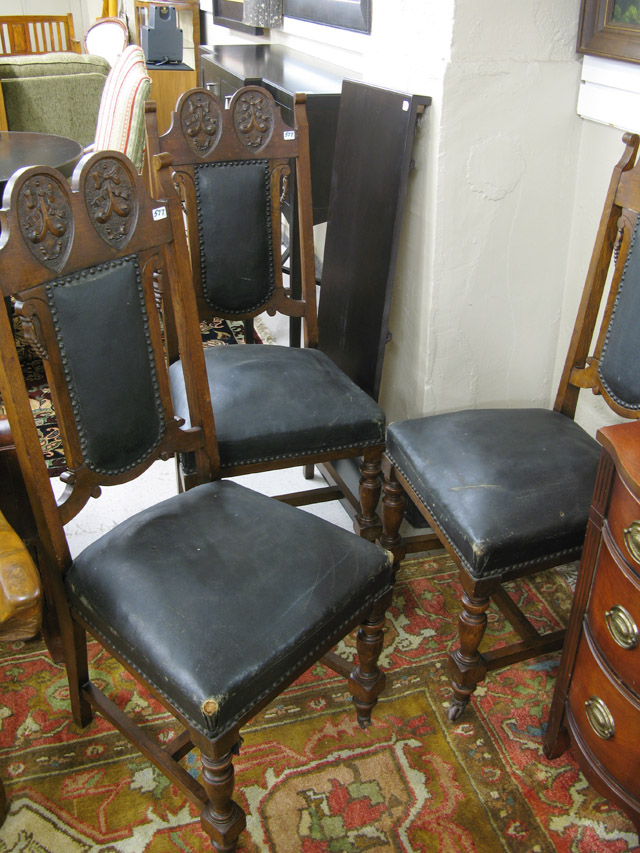 Appraisal: A SET OF THREE OAK DINING CHAIRS English c