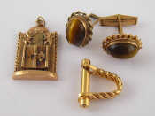 Appraisal: A mixed lot comprising a yellow metal tests carat gold