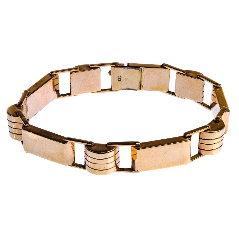 Appraisal: K ROSE GOLD LINK BRACELETAlternating ribbed and flat links marked