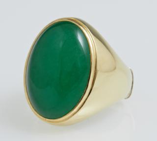 Appraisal: Man's K Yellow Gold Dinner Ring with an oval ca