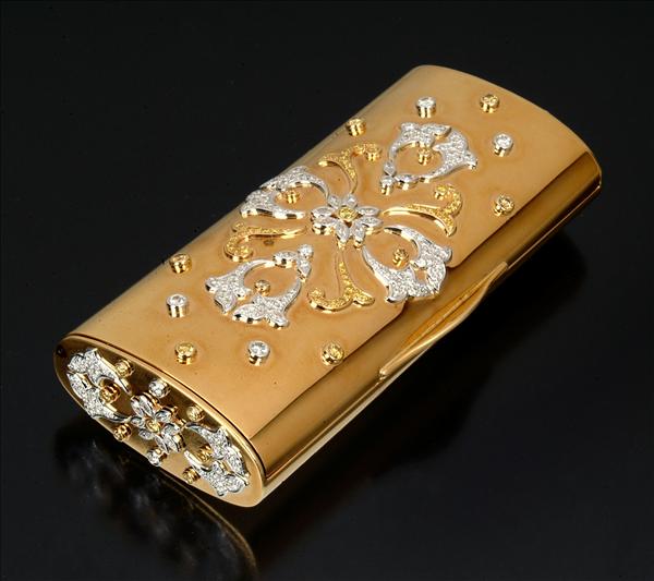 Appraisal: An carat gold and diamond plain cigarette case by Dianoor