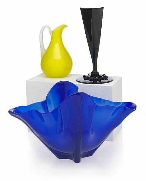 Appraisal: Three Steuben colored glass decorative vessels 's comprising a lemon