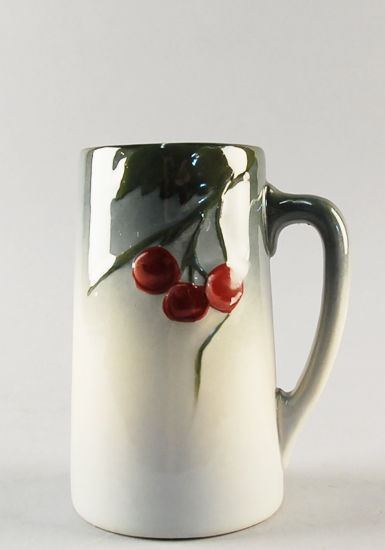 Appraisal: A Weller Etna Pottery Mug with a shaded gray glaze