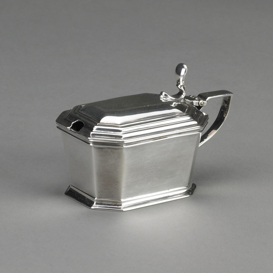 Appraisal: English Silver Octagonal Mustard Pot Samuel Watton Smith Co London