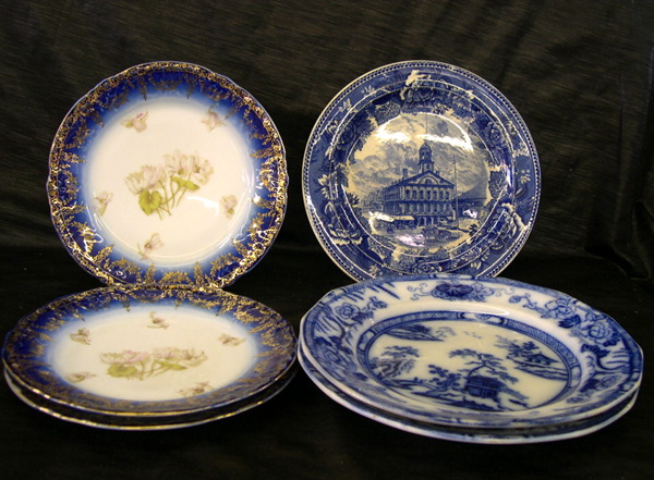 Appraisal: Group of Six Blue-and-White Plates consisting of a pair of