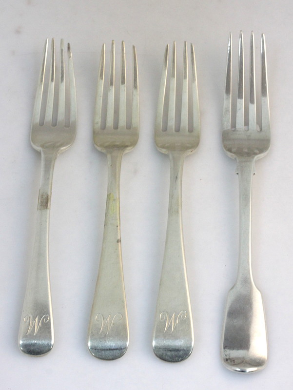 Appraisal: Three silver table forks various makers th Century of fiddle