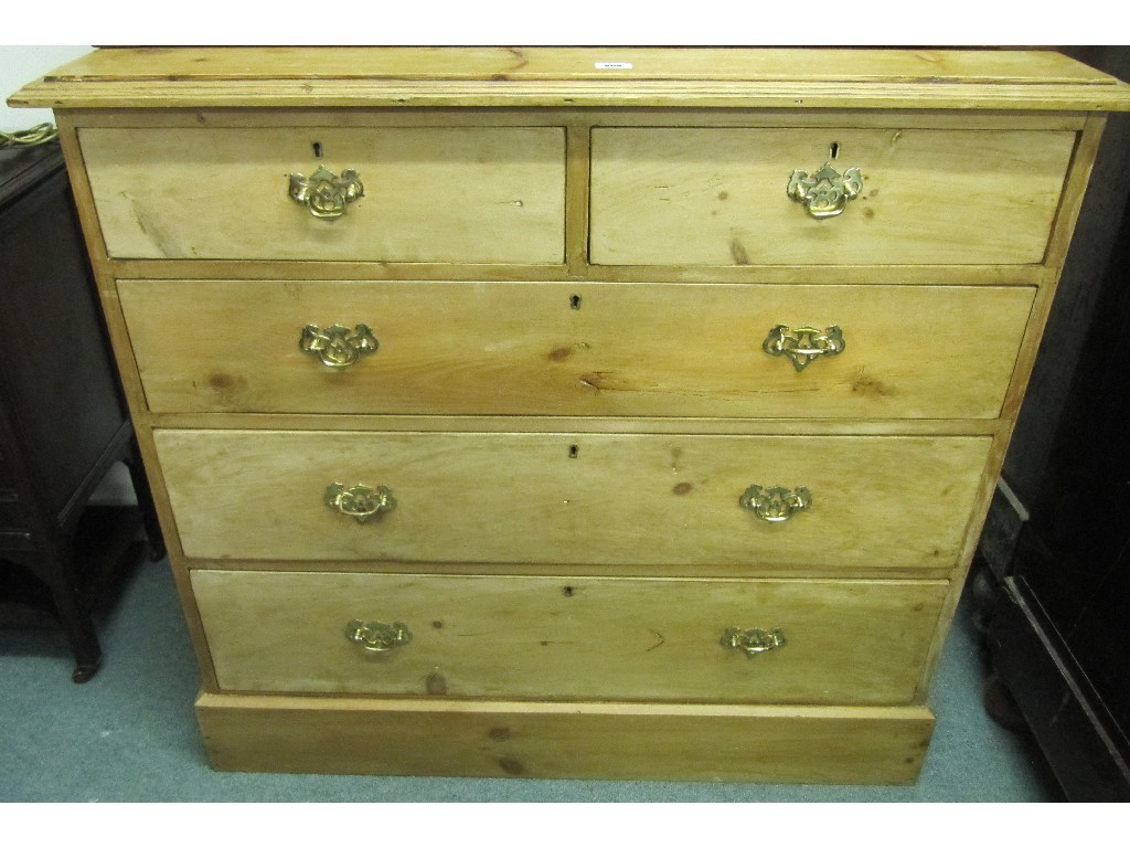 Appraisal: Edwardian pine two over three chest of drawers