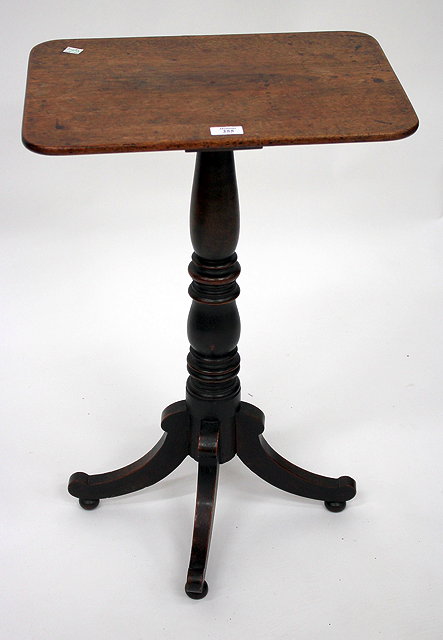 Appraisal: A VICTORIAN MAHOGANY OCCASIONAL TABLE with turned column and four