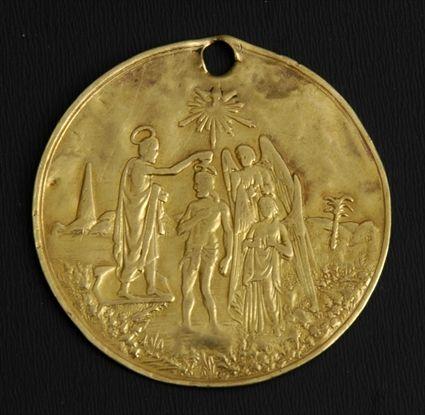 Appraisal: GOLD MEDALLION The thin disc relief modeled with a Nativity