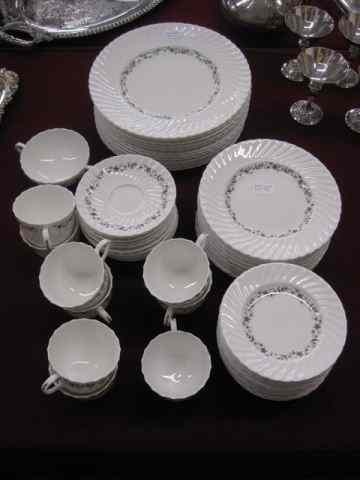 Appraisal: pc Royal Worcester ''Petite Fleur'' Chinaservice excellent