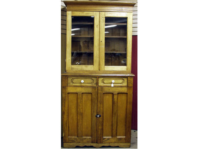 Appraisal: Late 's tall pine bookcase cabinet with three shelves Lower