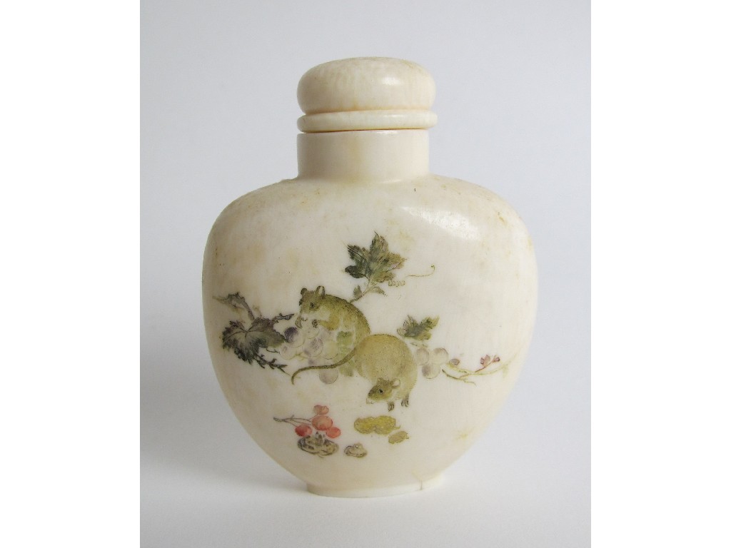 Appraisal: A Chinese ivory snuff bottle finely incised and painted with