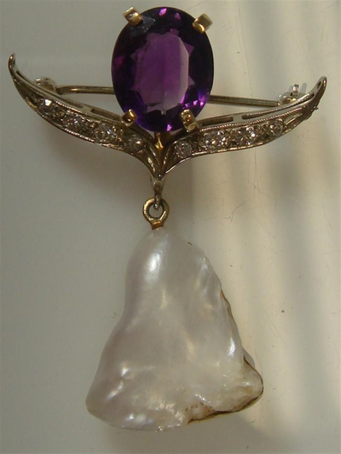 Appraisal: K yg Amethyst Baroque Pearl and Diamond Brooch Top oval