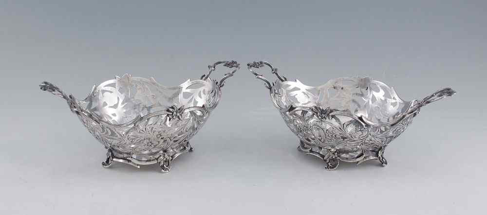 Appraisal: PAIR TH CENTURY RETICULATED DUTCH SILVER TRAYS Pair of reticulated