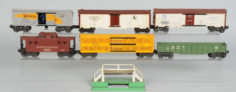 Appraisal: Lot of Lionel O-Gauge Rolling Stock Description Post-war Includes Western