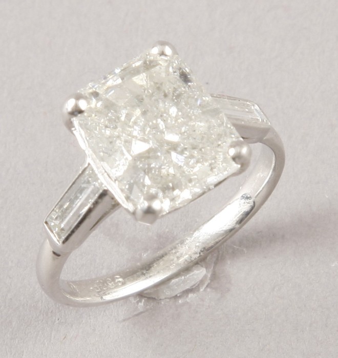 Appraisal: Platinum one ct approximate radiant cut diamond clarity I color